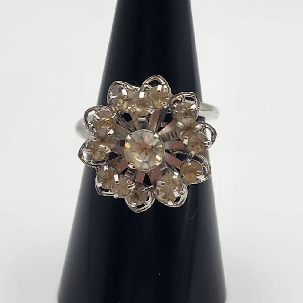 Vintage Sarah Coventry Silver Tone Layered Flower Wrap Adjustable Ring